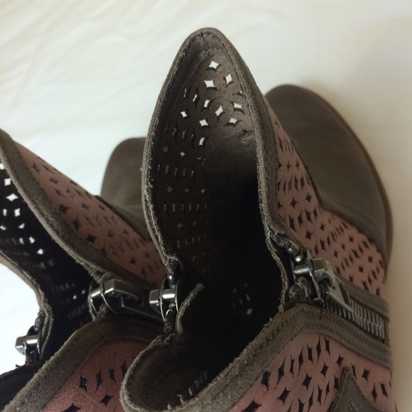 Not rated Emily Taupe Ankle Booties - Picture 11 of 13